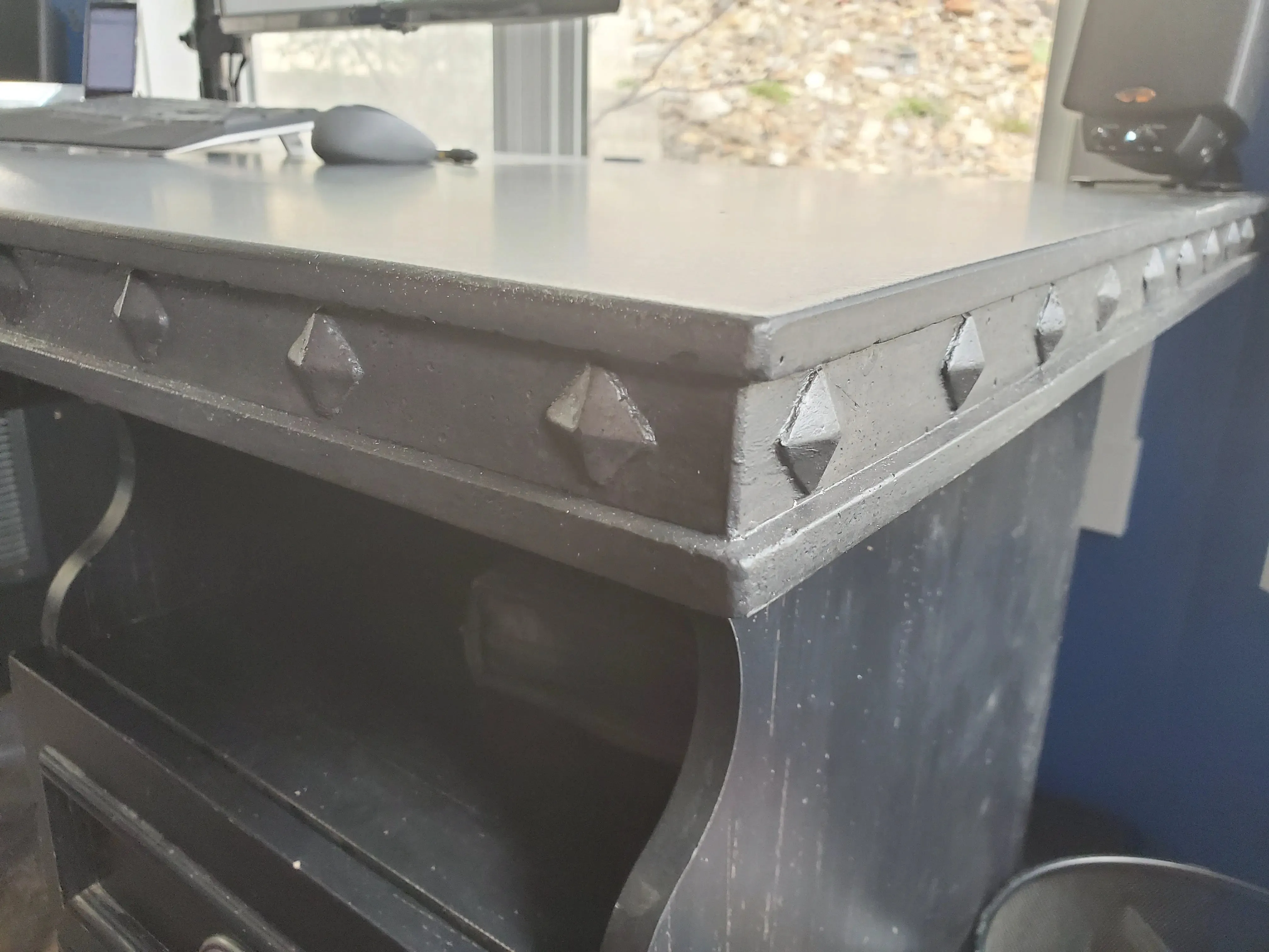 Concrete Edge Form Liner - 2" Diamond Rivets