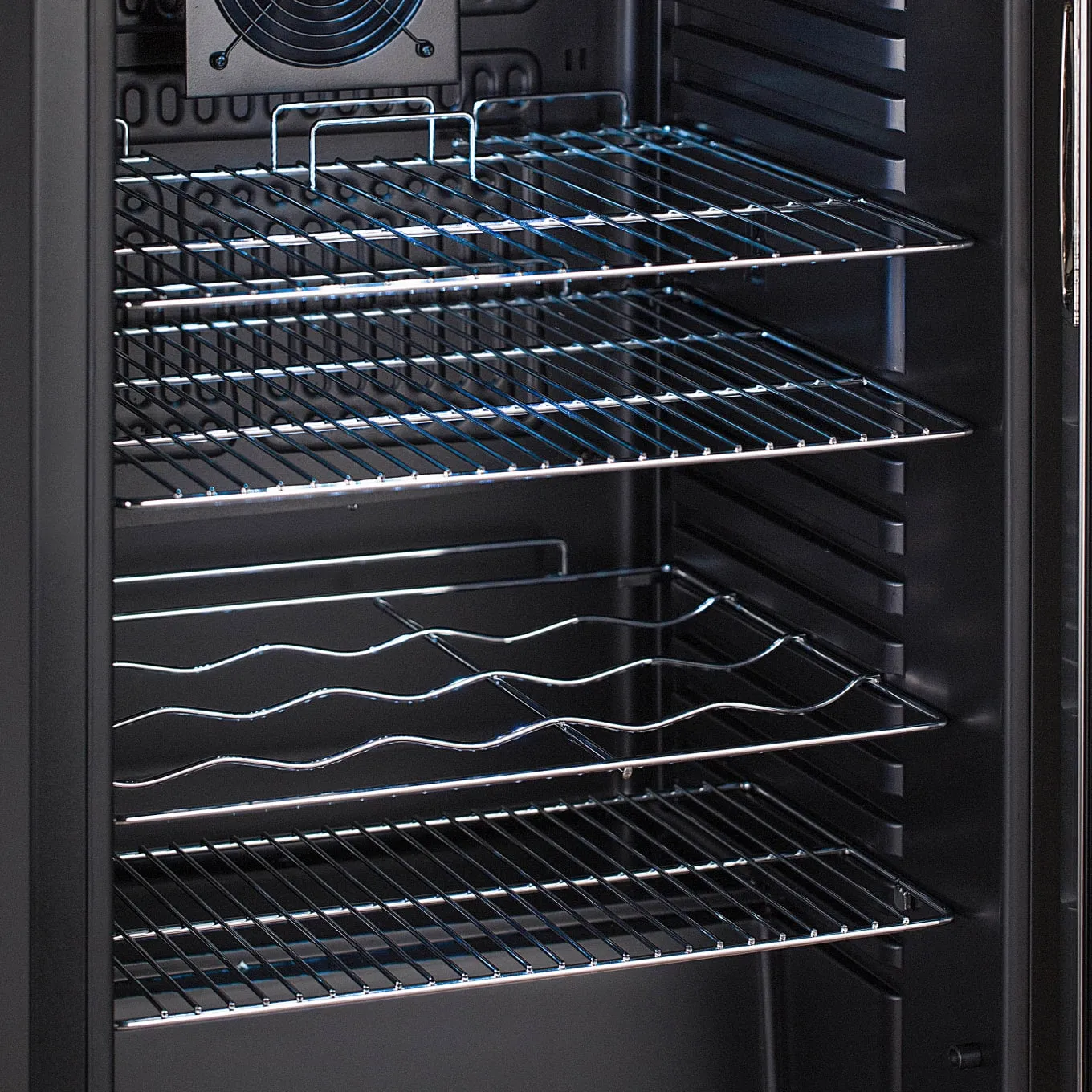 Edgestar BWC121SS 19" Wide 105 Can Capacity Extreme Cool Beverage Center in Stainless Steel